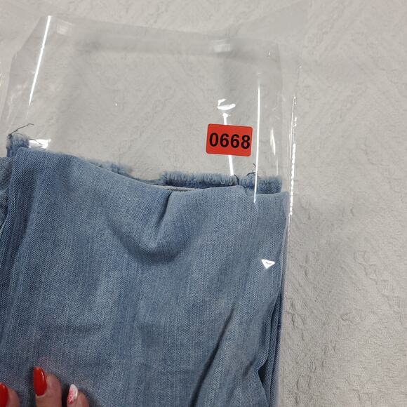 Democracy High rise distressed flare bottom retro "ab" technology jeans Size 10P - Picture 10 of 10